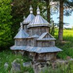 Miniatura cerkwi przy cerkwisku w Lutowiskach